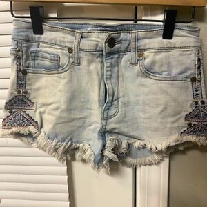 Women’s High Waisted Stretch Denim Shorts